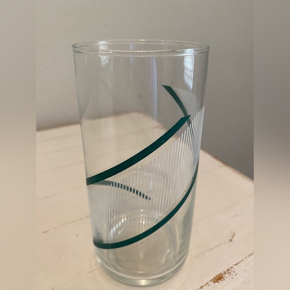 Georges Briard Set of 3 Crisa Drinking Glass Green and White - Picture 6 of 11